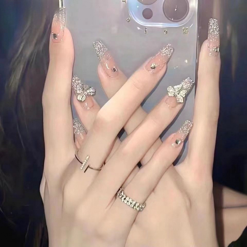 Children's Wearable Nails for Girls 2025 New Year Model Medium-Length Style for Kids in Grades 8-10 Nail Stickers