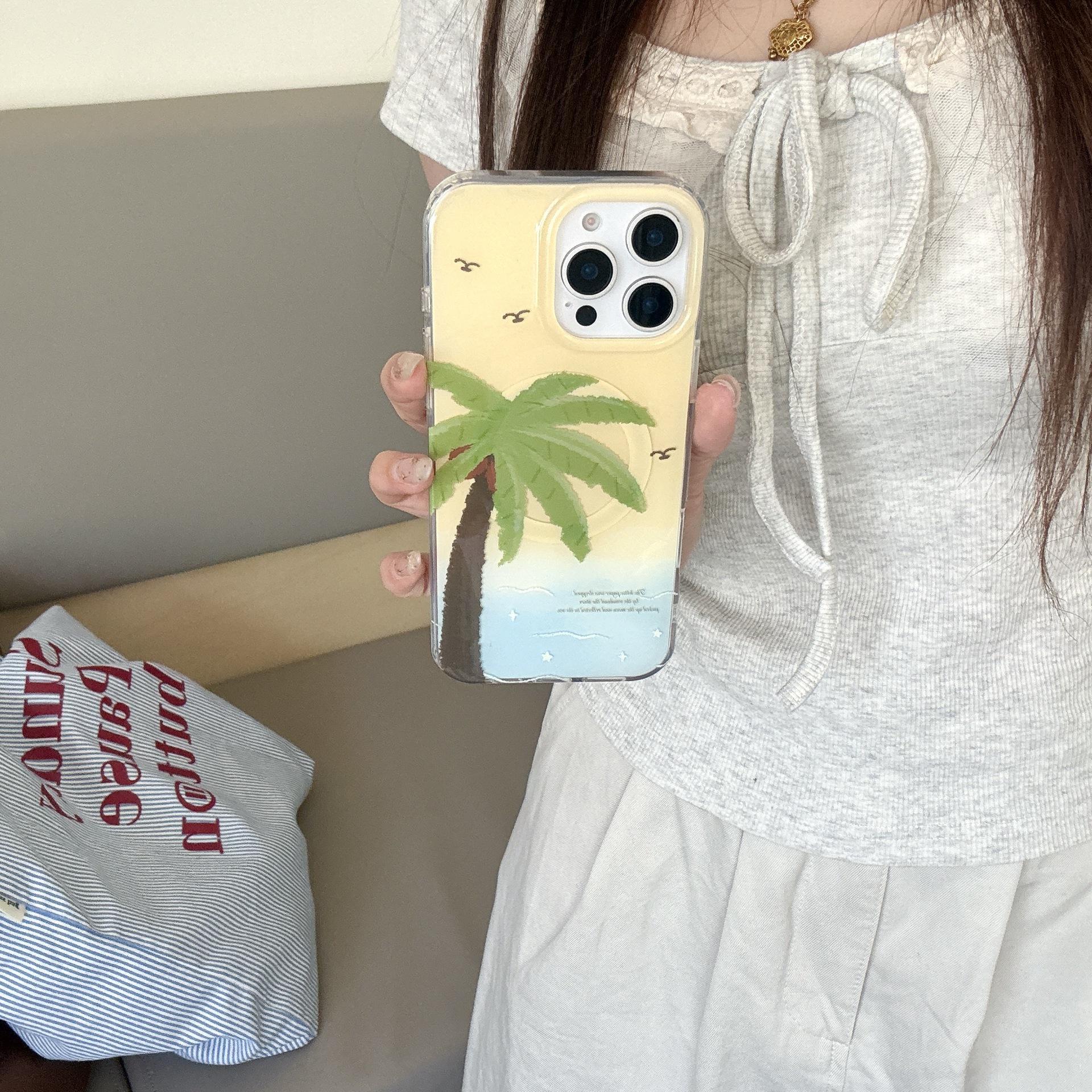 Coco de la isla floreciente en verano para Apple 16ProMax funda para teléfono móvil 15Pro atracción magnética 14/13 celebridad neta 15PM