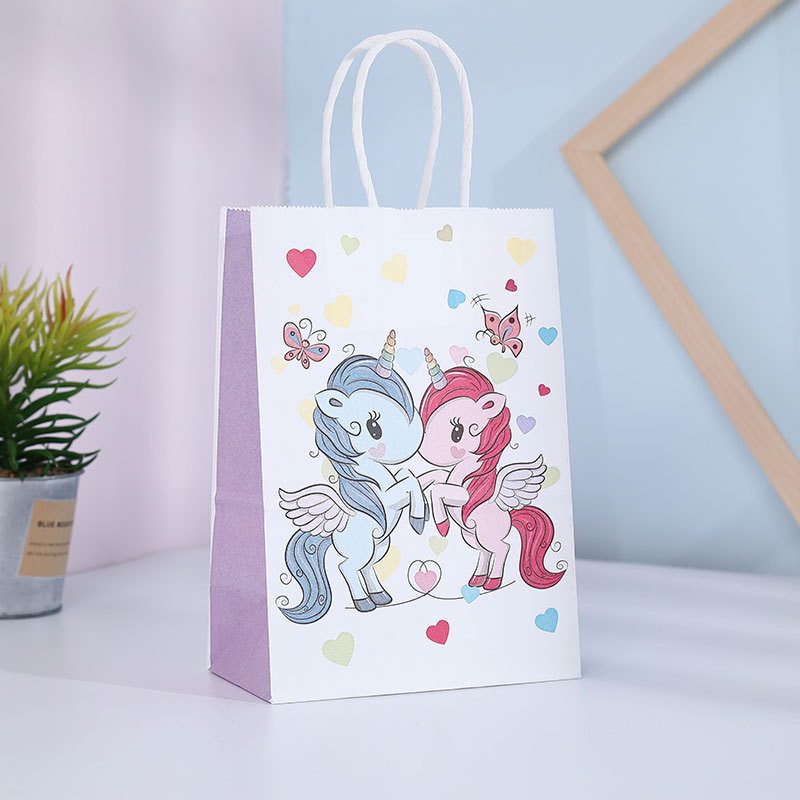 Cartoon unicornio kraft bolsas de mano de regalo de fiesta de cumpleaños de niños bolsas de regalo de jardín de infantes al por mayor