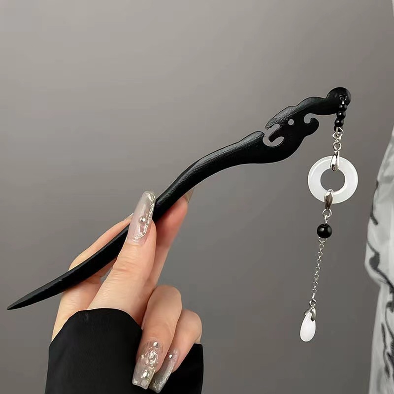 Ring drop-shaped, Chinese hairpin with tassels