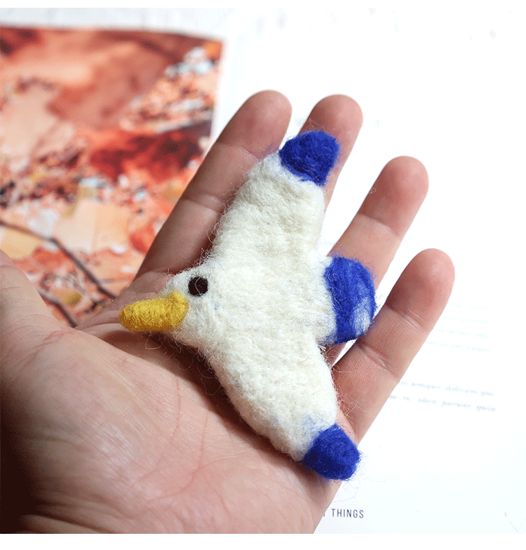 Cartoon Style Bird Patchwork Plush Brooches display picture 2