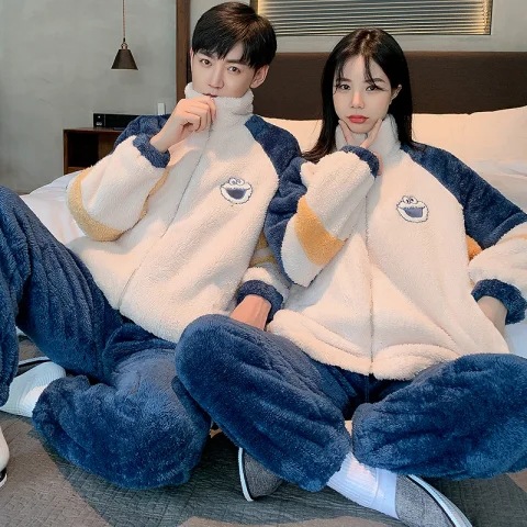 Plush Pajamas for Men and Women Winter Hooded Zipper Cute Cartoon Thickened Loose Coral Fleece Home Suit