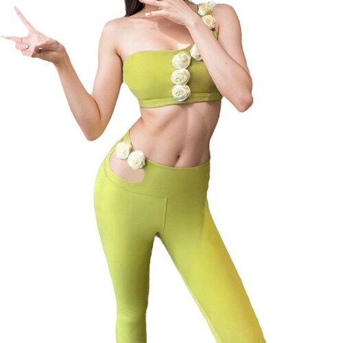 Single-shoulder strap yoga vest, niche breast covering workout bra, versatile short-sleeved top, irregular off-shoulder yoga attire