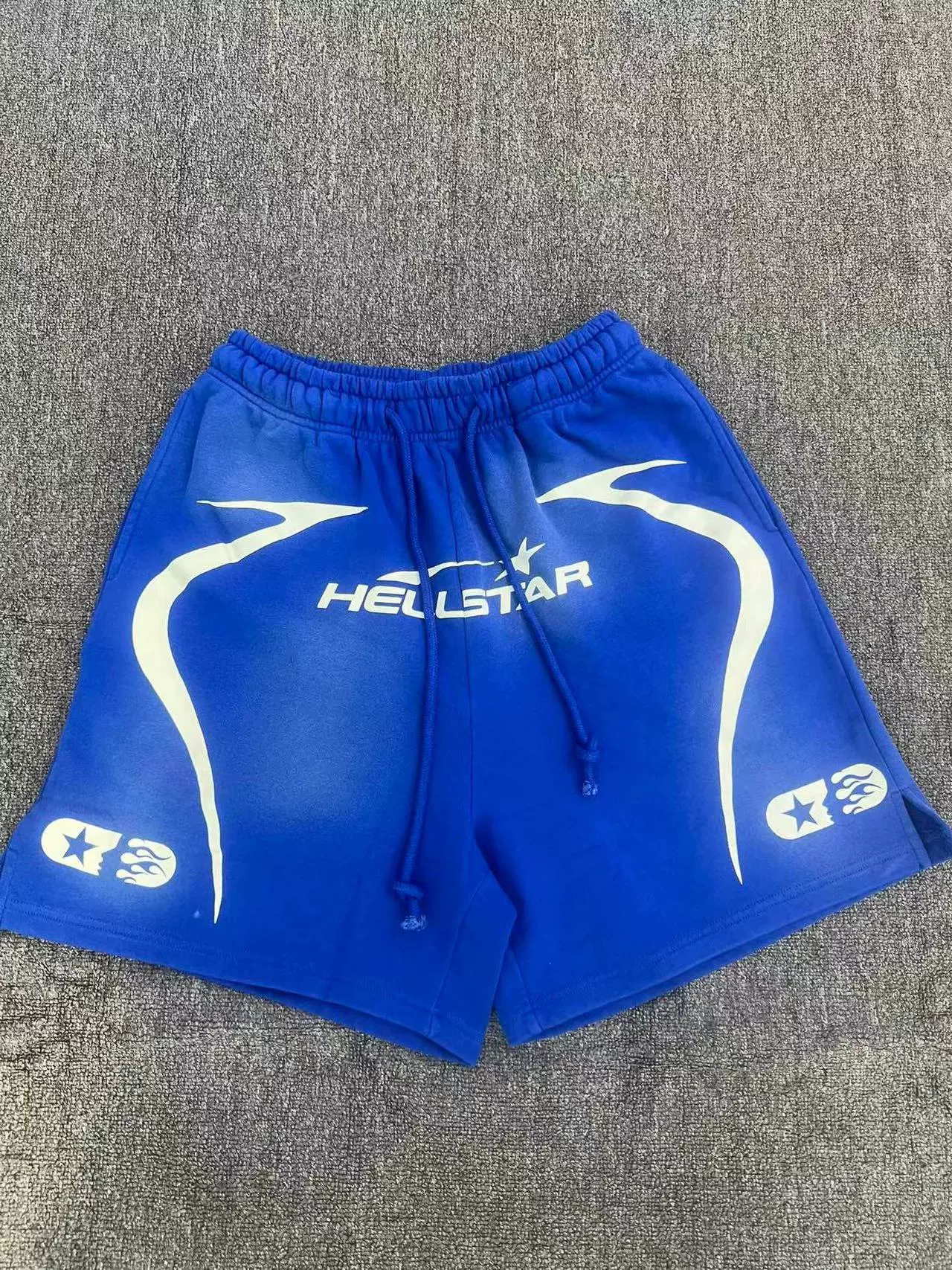 Шорты Hellstar студий, внутри