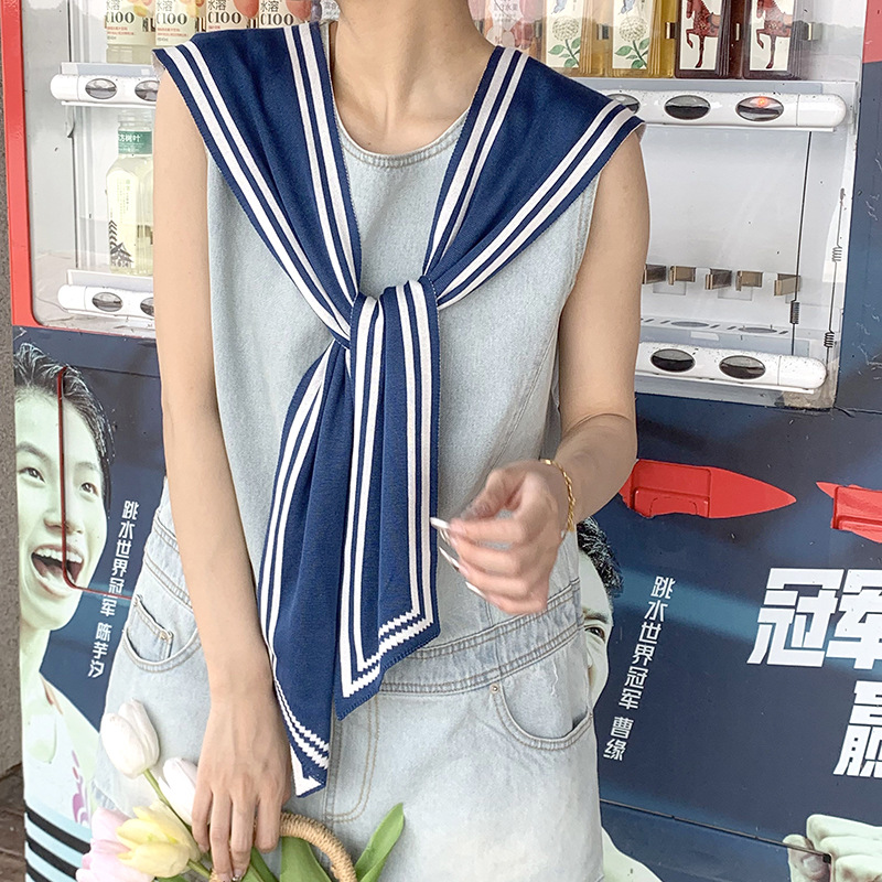 Versión coreana del chal rojo de la red de estilo marino, habitación con aire acondicionado, hombro, camisa exterior a rayas blancas y negras para mujer, cuello falso de punto de primavera y otoño