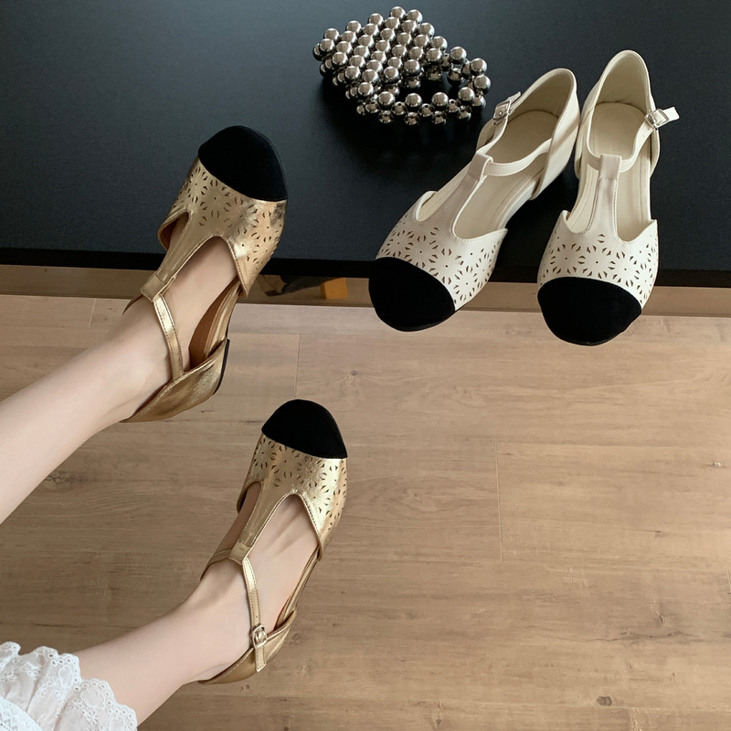 Hollow-Out Breathable Design Thin Strap Closed-Toe Sandals for Women 2026 Summer New Fashion Outdoor Buckle Flat Commuting Shoes Hollow-Out Breathable Design Thin Strap Closed-Toe Sandals for Women 2026 Summer New Fashion Outdoor Buckle Flat Commuting Shoes