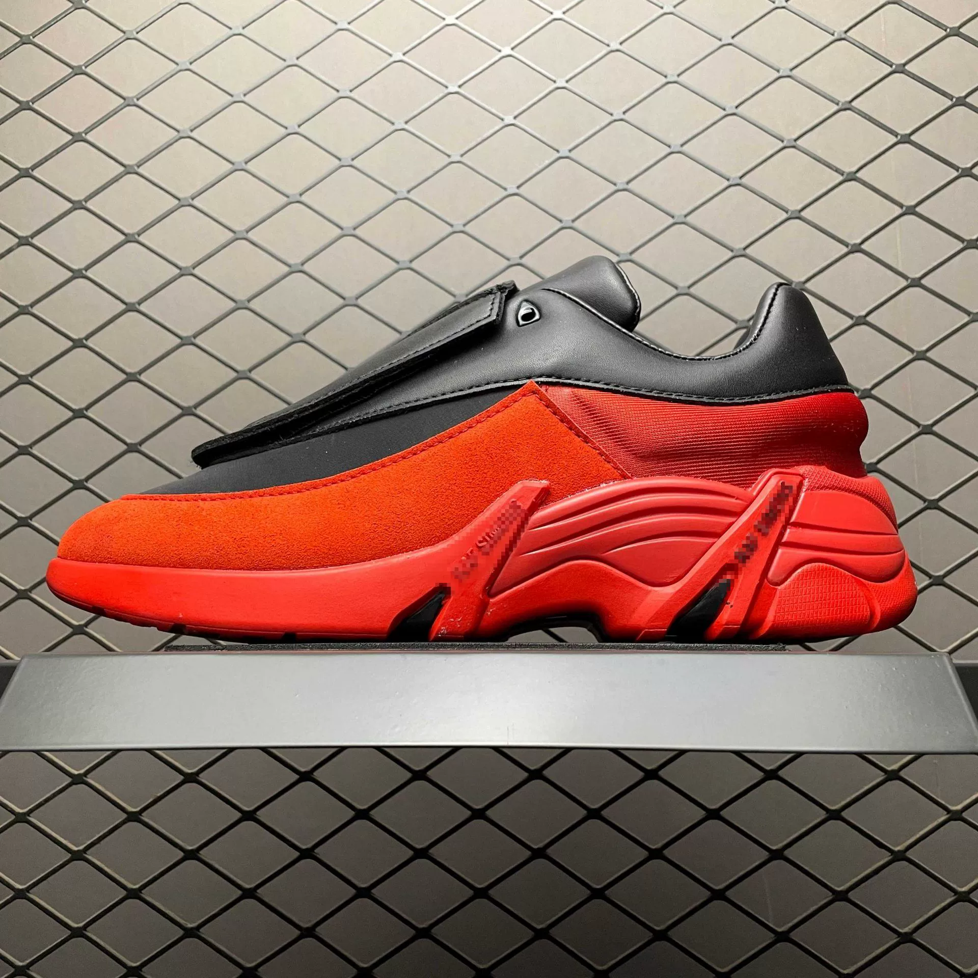 Кеды‑«dad shoes» (RAF Cylon‑21) совместная модель Simons, цветовая подборка, массивная подошва