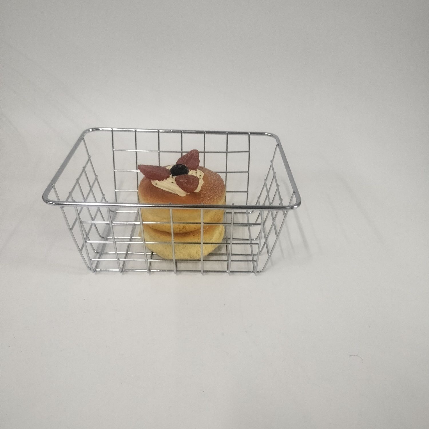 ins canasta de almacenamiento de hierro forjado, cosméticos, bocadillos, artículos de cocina, malla de almacenamiento de escritorio, canasta de almacenamiento simple, gran capacidad