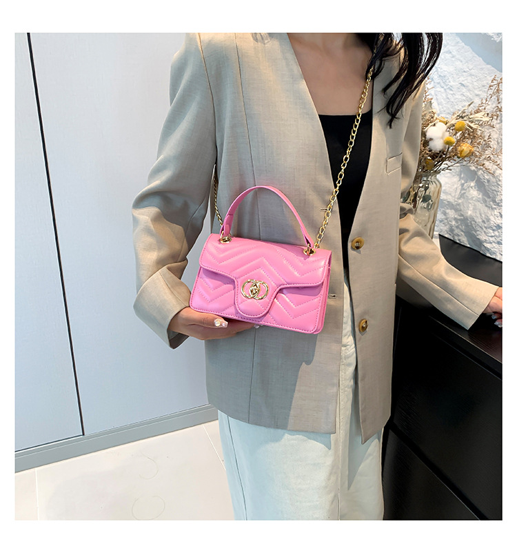 Fashion chain crossbody for women 2024 new high-end niche shoulder bag, fragrant style diamond grid small square bag_voghion.com