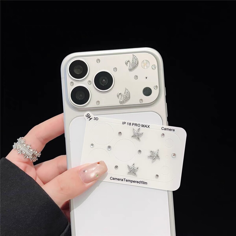 Unique heavy-duty three-dimensional starfish rhinestone case suitable for iPhone 18 Pro Max with transparent lens film and 17 Pro soft film