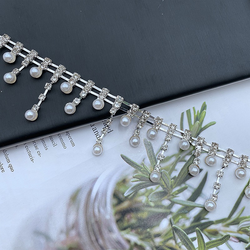 실버 기초와 화이트 다이아몬드