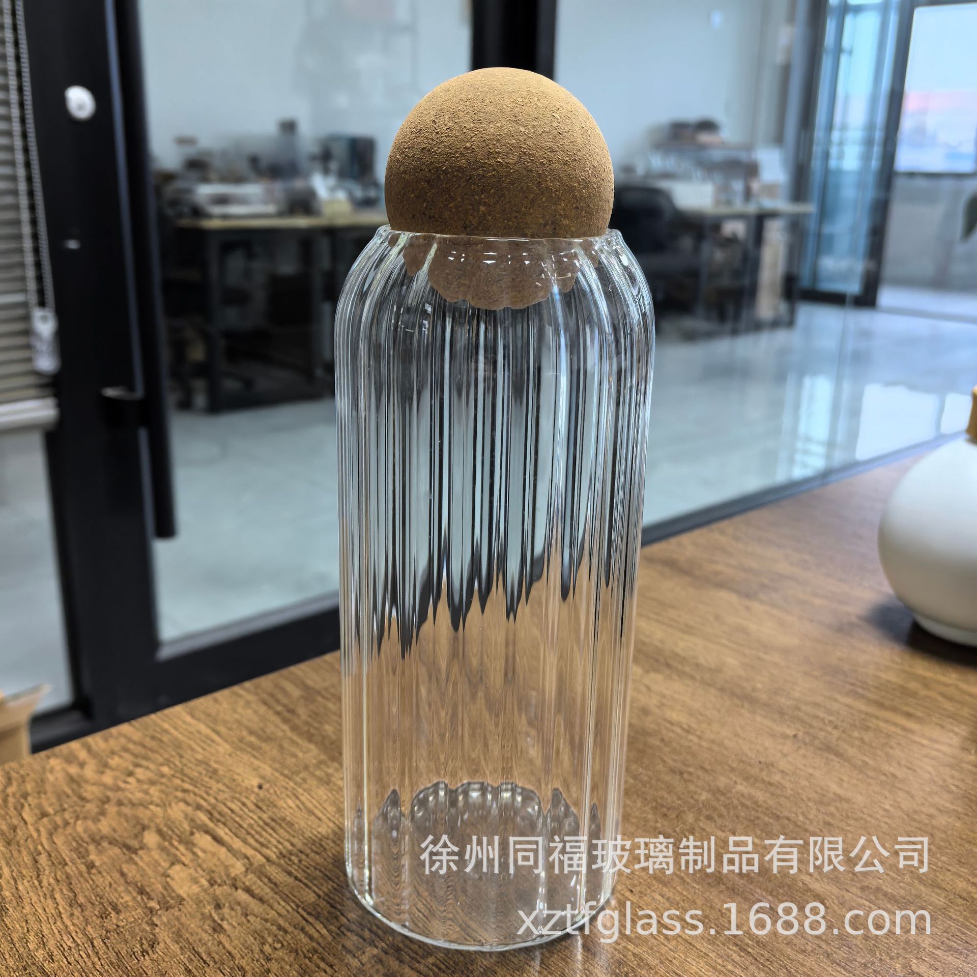 Frasco Cilíndrico de Vidrio Hermético con Tapón de Corcho Esférico de Vidrio de Borosilicato Alto para Café y Granos image 8