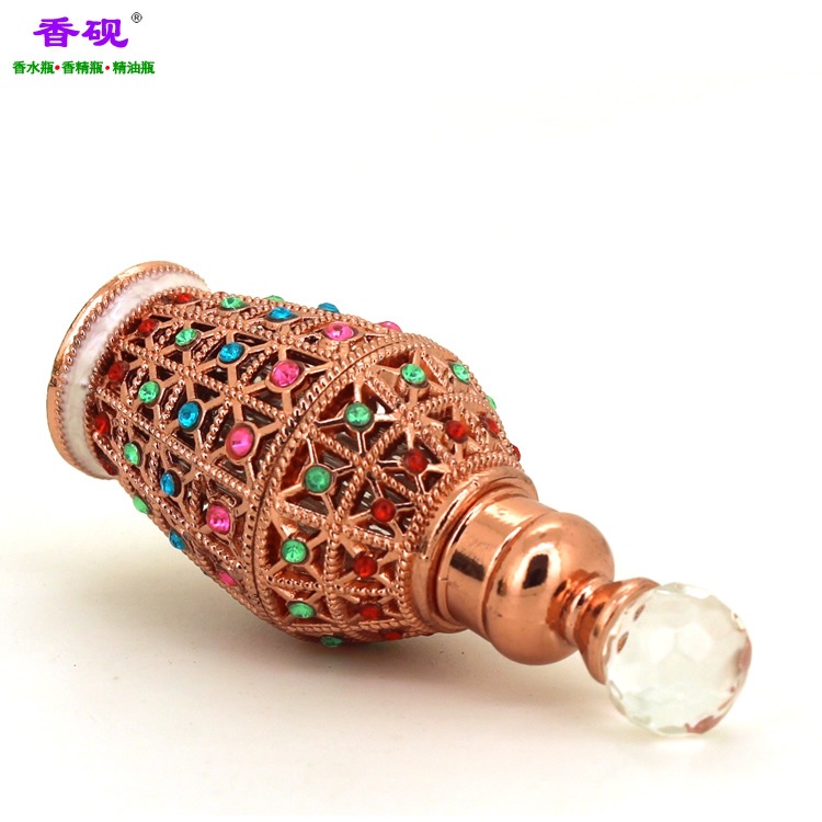 香砚玫瑰金色菠萝弹款香水瓶7.jpg