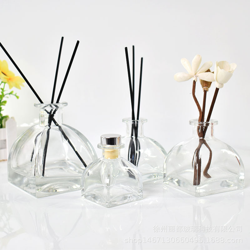 现货批发香熏瓶50-250ml玻璃方形蒙古包玻璃瓶香薰瓶子可喷涂空瓶