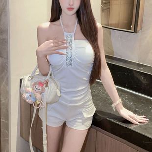2026�����첱ˮ荵�������Ů�ĸ߼��������ް����Ú��|�o�䱳��