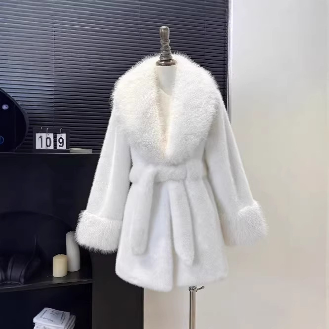 2026 New Model Mid-Length Faux Mink Fur Belt-Style Mink Imitation Fox Fur Collar with Outer Fox Fur 2026 New Model Mid-Length Faux Mink Fur Belt-Style Mink Imitation Fox Fur Collar with Outer Fox Fur