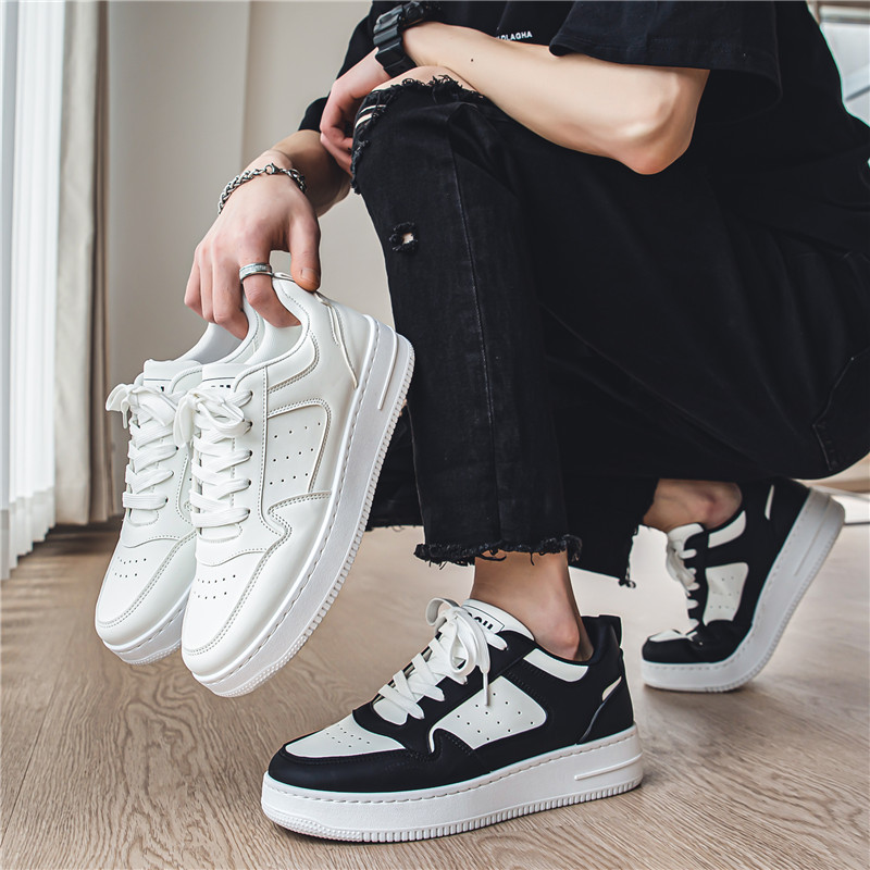 Summer breathable white sneakers