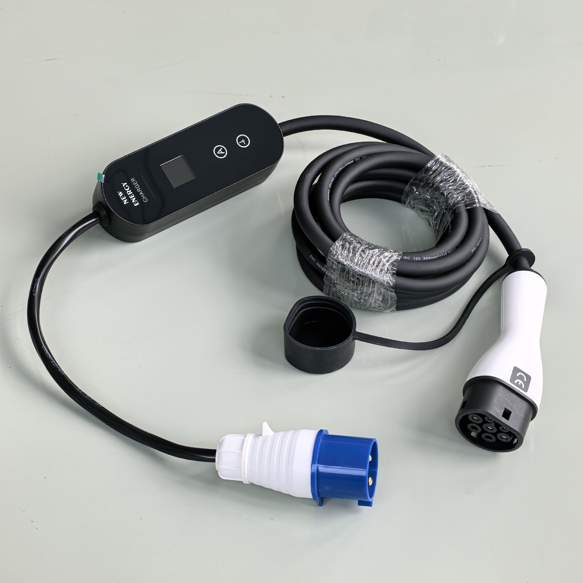 Cee European Type2 Ac Charging Gun Australian Standard Industrial Plug 32A7Kw New Energy Electric Vehicle Ccs2
