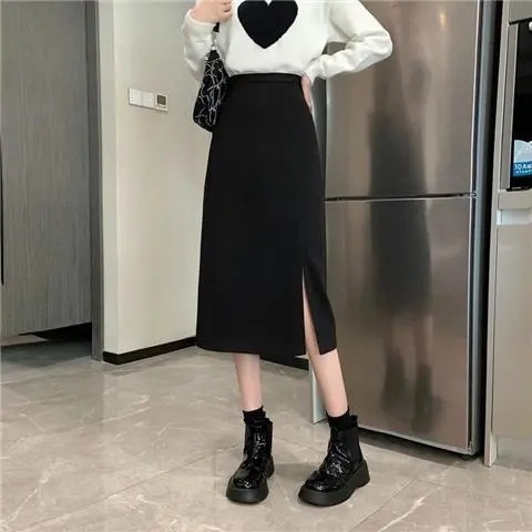 Slimming High-Waisted Black Bodycon Skirt with Slits, Mid-Length A-Line Skirt for Summer College Teacher Plus-Size Semi-Body Skirt