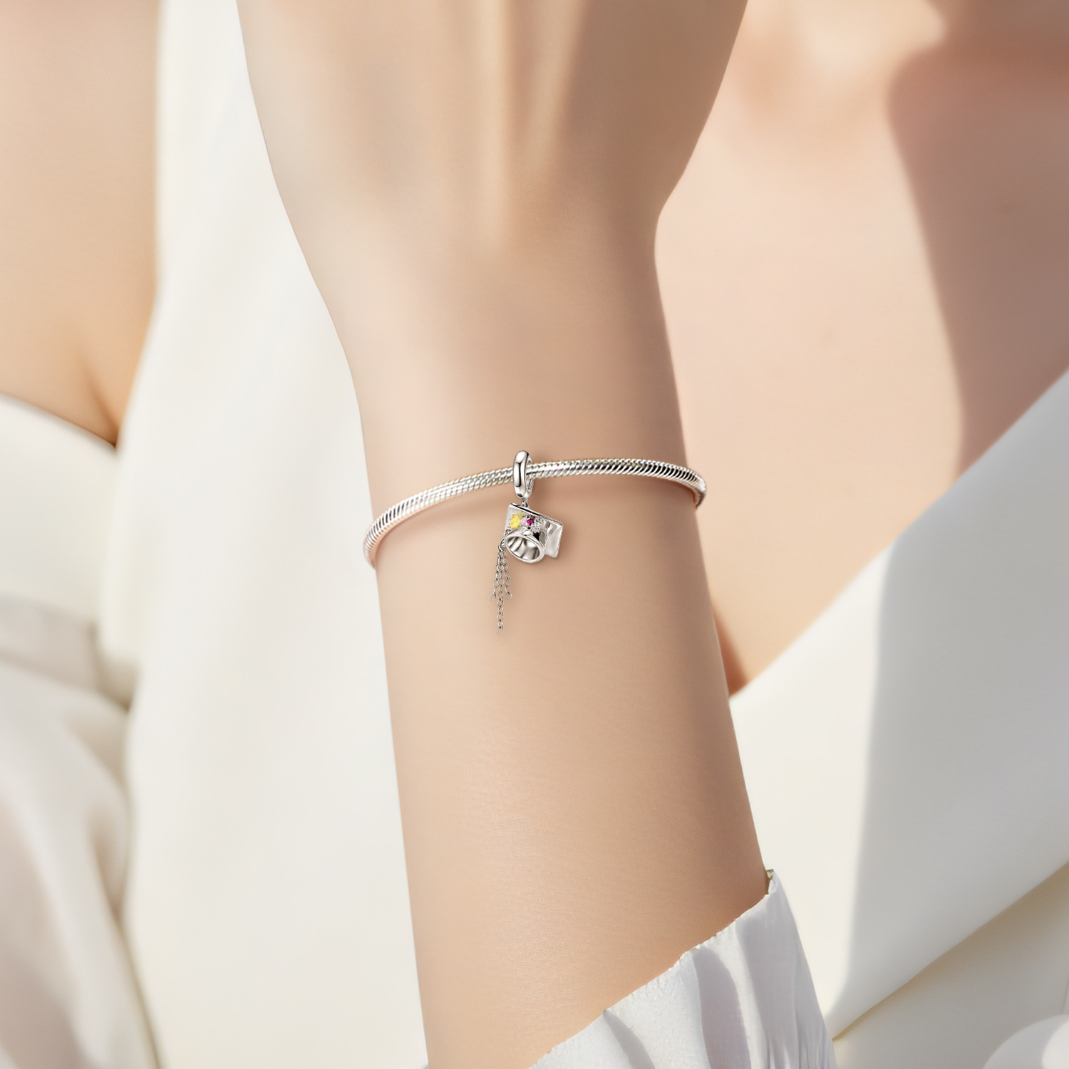 Graduation cap charm, additional image 4