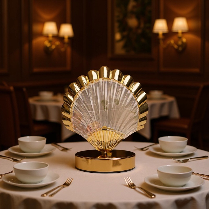 Decoración europea lámpara de escritorio simple dormitorio cálida lámpara de mesera de noche bar luces hoteleras de alta gama luces románticas