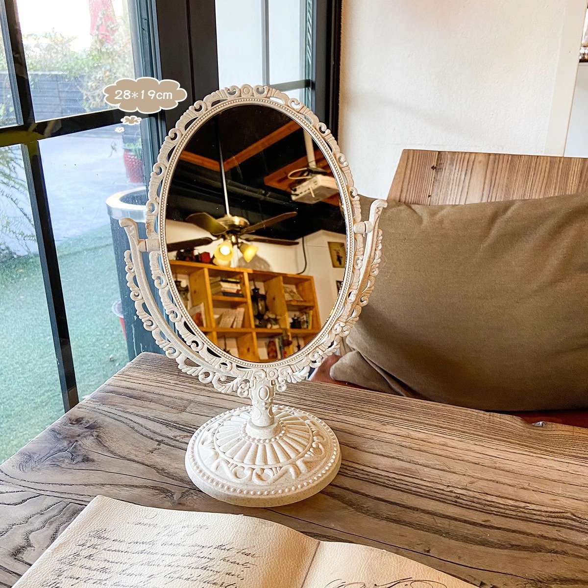 デスクトップ両面化粧鏡ヨーロッパ式レトロ大サイズ化粧鏡デスクトップシンプル回転プリンセスミラー寮化粧鏡