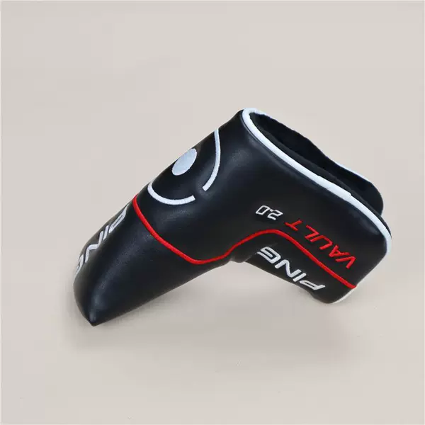 Black straight putter cover with magnet closure