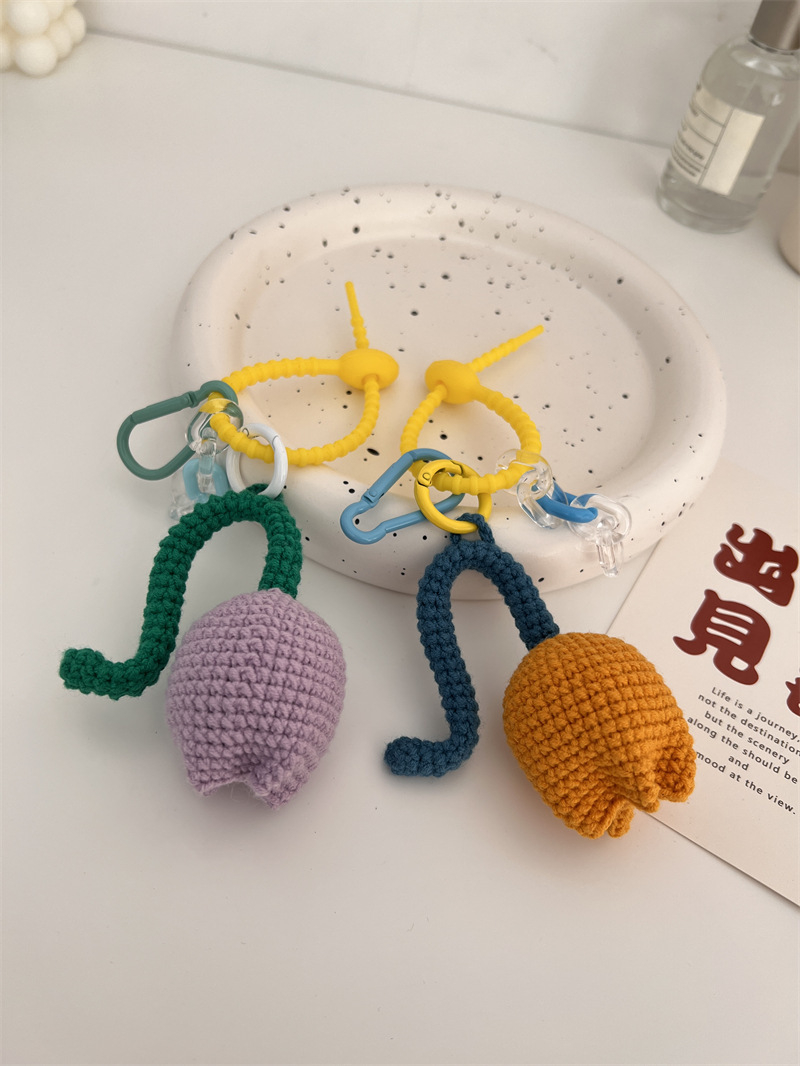 11281 Hand-knitted tulip pendant, women's fresh bag, keychain pendant, schoolbag accessory, Japanese and Korean style for girls undefined