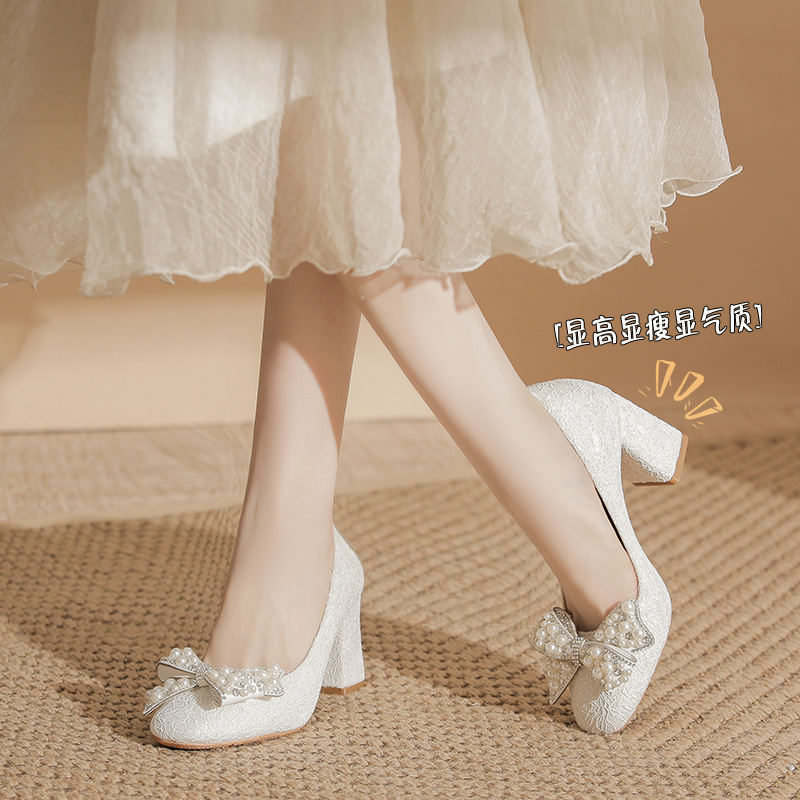2025 New Square Toe Thick Heel High Heels Large Size Plus Fat and Widened Wedding Shoes Wedding Banquet Bridal Shoes Flats Wedding Dress Comfortable