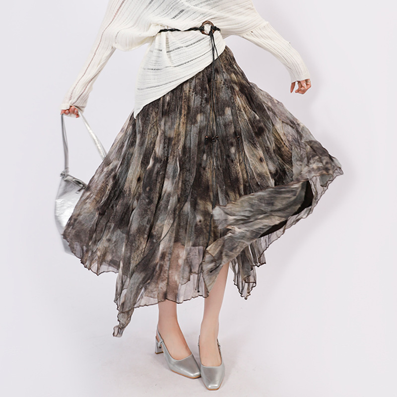 Feiyuan Wrinkled Irregular Skirt for Women, New Autumn and Winter Style, Contrasting Colors, Versatile, Slimming, Large Hem Skirt, Bohemian Style