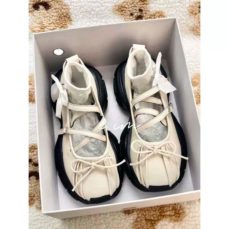 Балетные туфли на толстой подошве в стиле "папины туфли" 2025, новые летние темные туфли в японском стиле с бантом, спортивные повседневные туфли Мэри Джейн