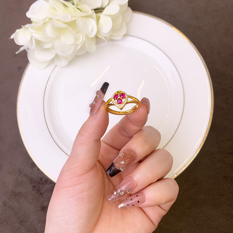 Anillo de oro de arena vietnamita retro lujoso ligero con diamantes púrpura de polvo abierto amor anillo de tendencia femenina no se desvanecerá joyas de mano