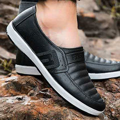 Summer low-cut casual shoes for men, slip-ons, wear-resistant, non-slip, waterproof dad shoes, driving kitchen work shoes