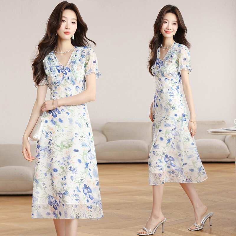 Wholesale Supply: White Floral Dress, New Summer Women's Fashion, Sea Blue Floral Puff Sleeve Waist-Cinching Chiffon Dress Wholesale Supply: White Floral Dress, New Summer Women's Fashion, Sea Blue Floral Puff Sleeve Waist-Cinching Chiffon Dress