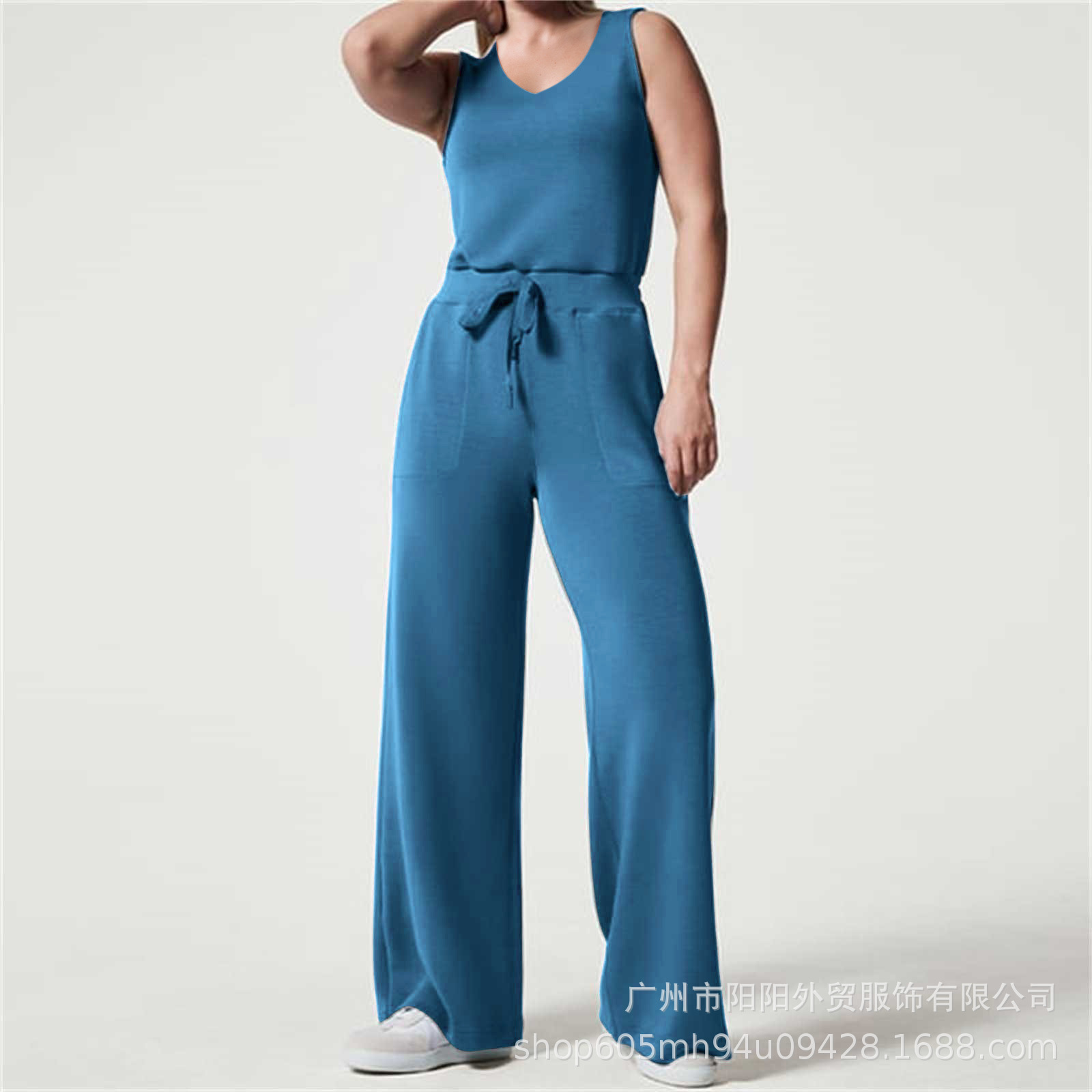 2023 primavera y verano nuevo versátil moda europea y americana adelgazamiento ocasional de las mujeres sin mangas color sólido V-cuello pantalones jumpsuit
