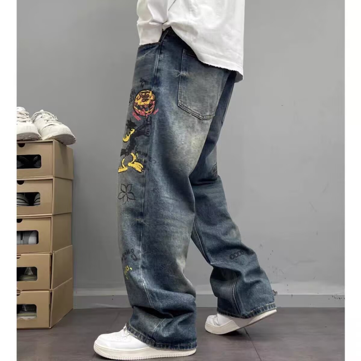 Men's Clothing Men's Trendy Edgy Graffiti Print Distressed Jeans High Street Style Loose Fitting Straight Leg Trousers For Spring Autumn_mkmklike.com
