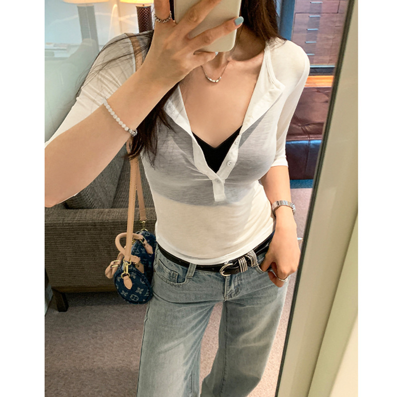 设计感排扣半开领中袖t恤女2025夏季薄款透感修身独特绝美小上衣|undefined