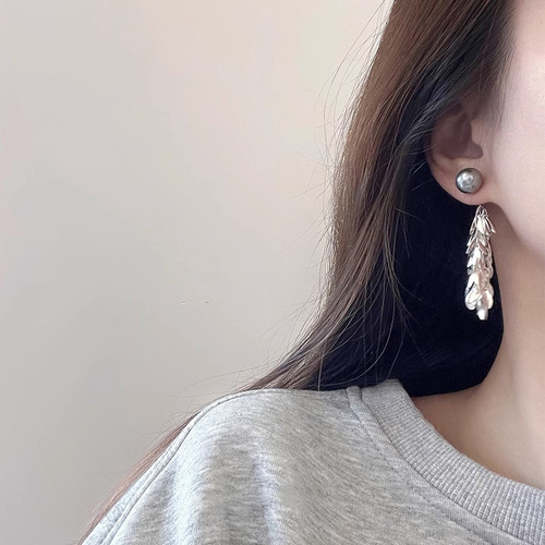 Minimalist Chandelier Sky Wing Earrings  New High-Grade Pearl Autumn/Winter Earrings for Women