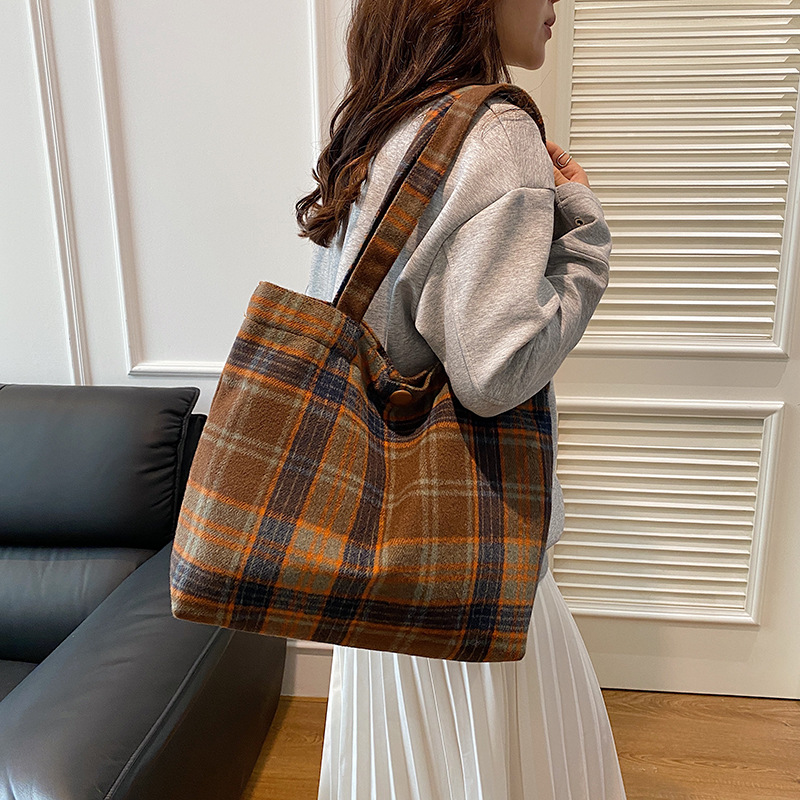 Otoño y invierno de gran capacidad bolso de hombro japonés bolso de cuadrícula de estilo universal bolso de lona de mujer bolso de viaje de estudiantes