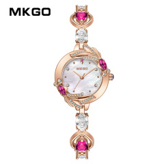 MKGO品牌新款水晶錦鯉貝母錶盤女高級小眾輕奢珠寶鑲鑽手鍊女表