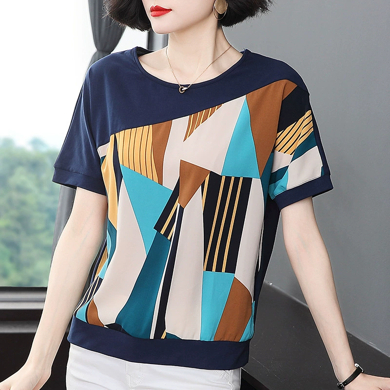 Свободная футболка с короткими рукавами и креативным принтом больших размеров, женская летняя 2023, новый топ для мам среднего возраста в западном стиле, уменьшающий возраст