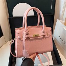 ����Ů��2025�¿�r����֦�y����μ�б����K����P���