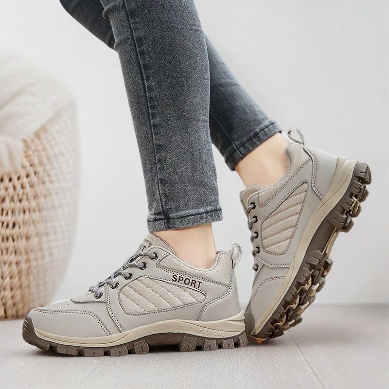 夏季新款2025新款女登山鞋防滑耐磨透气徒步运动鞋男透气性好