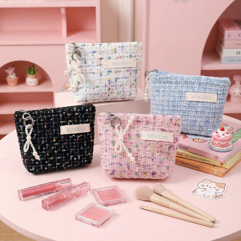 Elegant small Chanel-style coin purse, portable makeup bag for women, student lipstick bag, fresh and simple storage bag Elegant small Chanel-style coin purse, portable makeup bag for women, student lipstick bag, fresh and simple storage bag