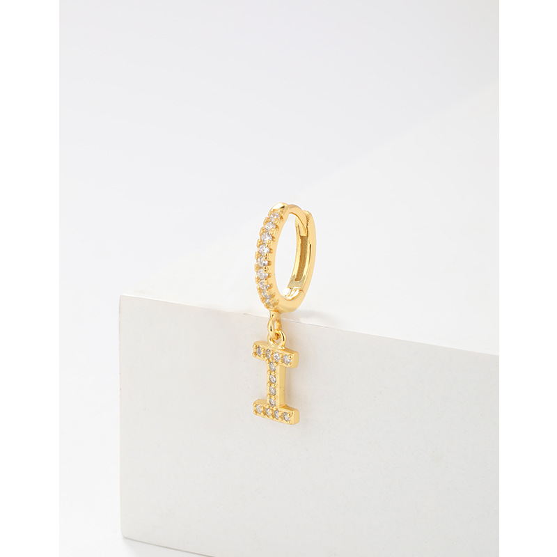 Amazon transfronterizo 925 plata esterlina 26 letras pendientes de estilo europeo y americano pendientes de orejas de orejas de orejas