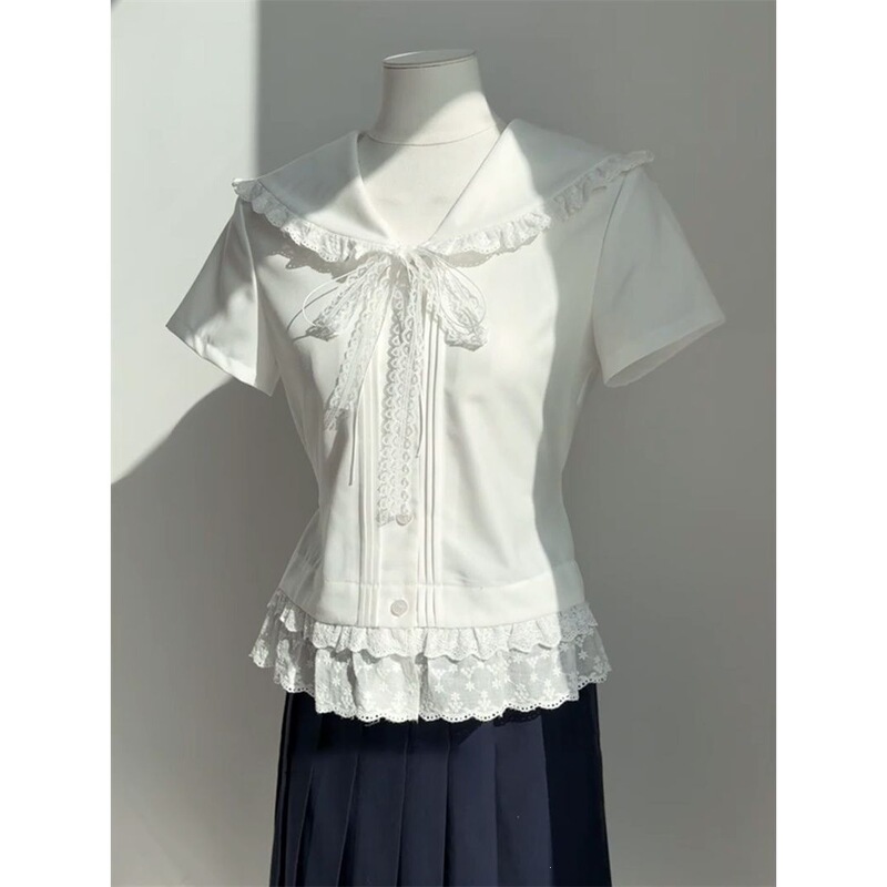 Academy-Style White Lace Short-Sleeve Shirt for Women, Summer 2026 New Korean-Style Shirt with Unique Design
