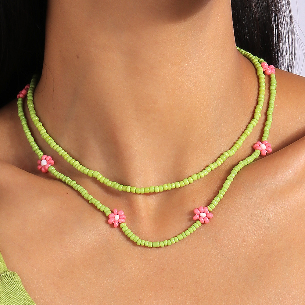 10g Weight Necklace Classification Seed Bead Chain Material Beaded Chain Chain Type 1 Piece, 1 Set Quantity Casual, Holiday, Street Occasion Resin Material Flower Pattern All Seasons Season Women's Gender Beaded Design Elegant, Lady Style Elegant Lady Flower Resin Beaded Chain Beaded Necklaces Wholesale 21