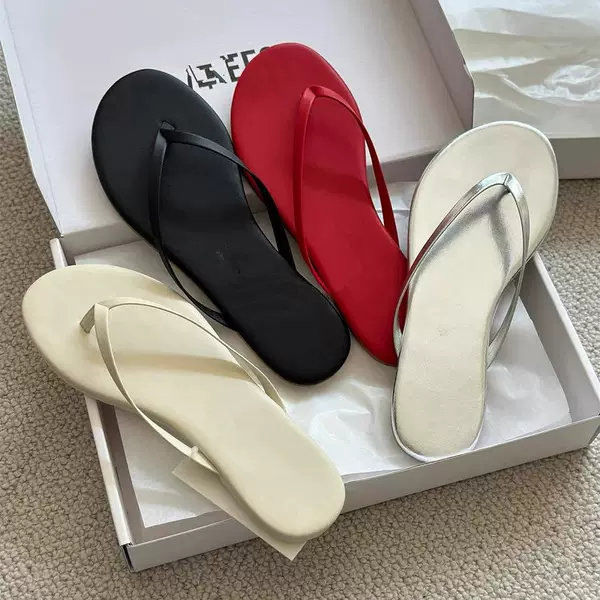 2026 Niche Flat Flip-Flops, Fashionable, Simple, Casual, Outdoor Wear, Vacation Beach Slippers, Non-Slip Sandals for Women