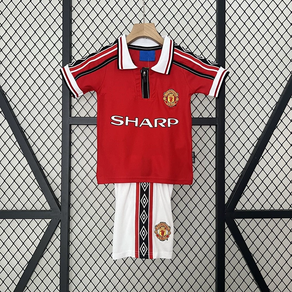9899 Manchester United home