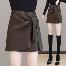 2025秋冬新款皮裙设计感高腰裙子女高腰显瘦字外穿半身小皮裙女
